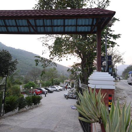 Riverside Resorts Devaprayāg Buitenkant foto