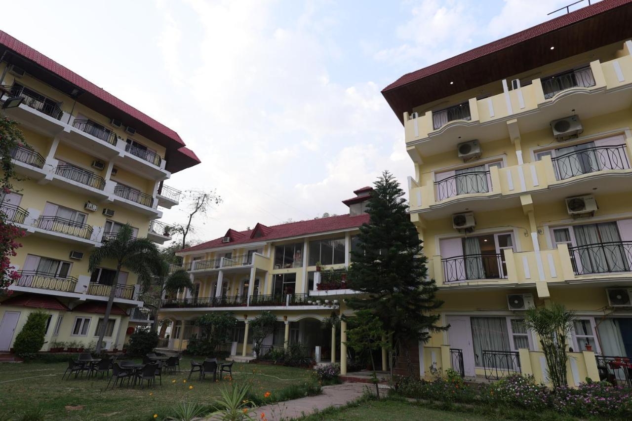 Riverside Resorts Devaprayāg Buitenkant foto