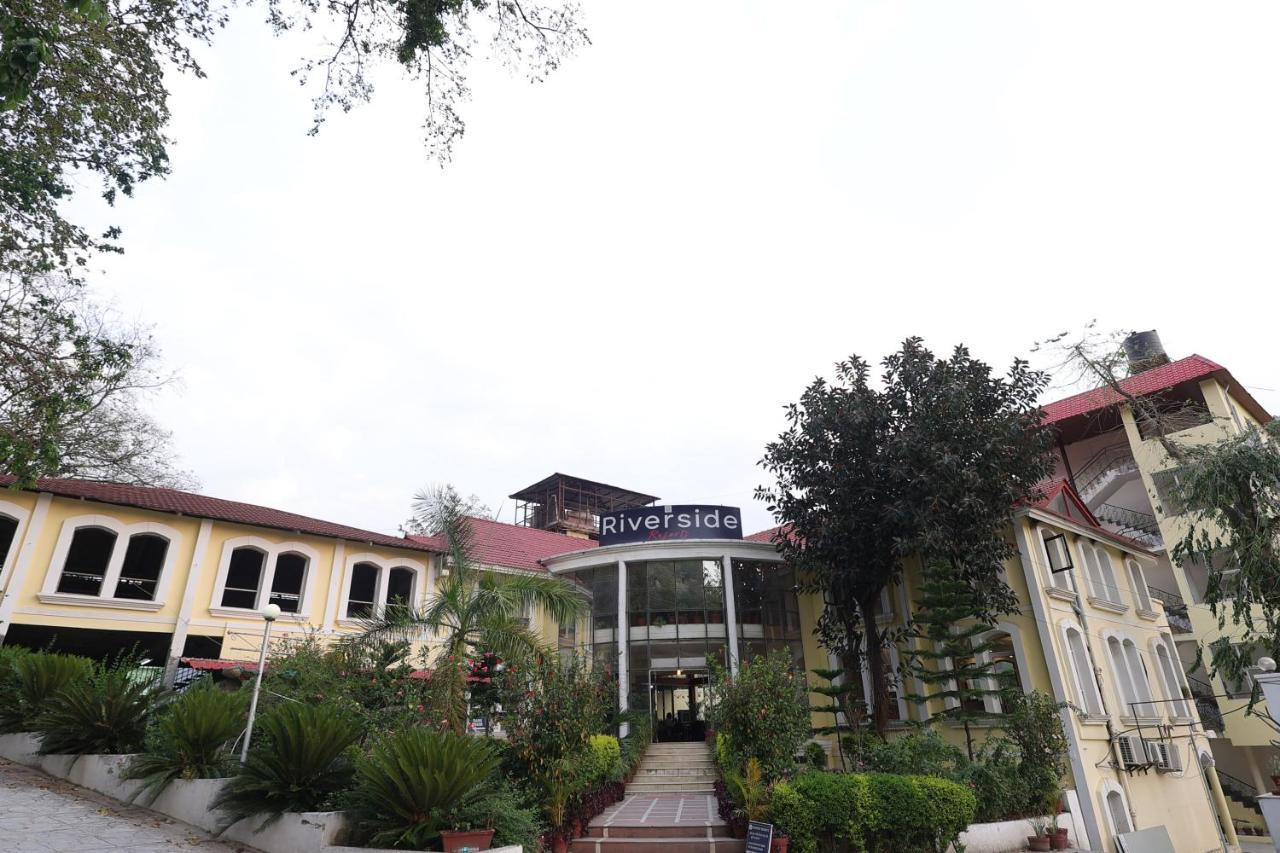 Riverside Resorts Devaprayāg Buitenkant foto