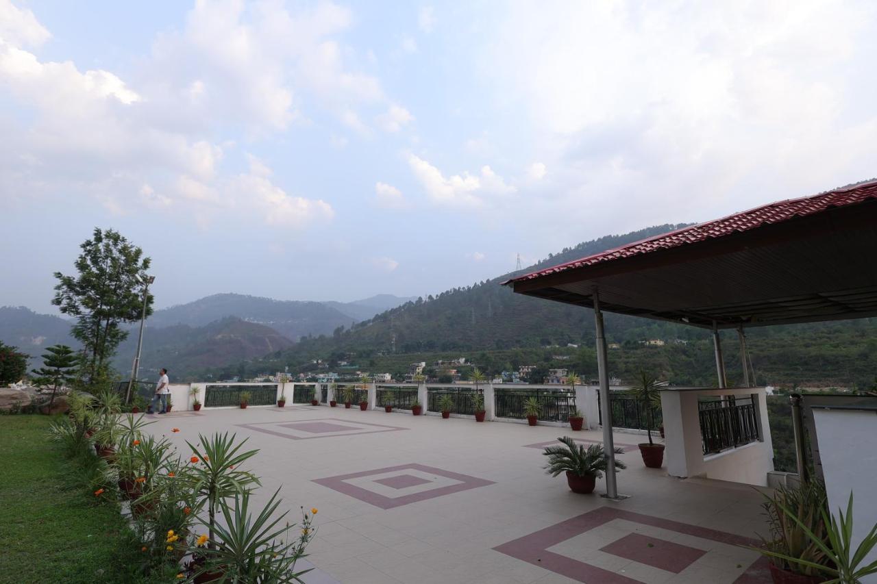 Riverside Resorts Devaprayāg Buitenkant foto